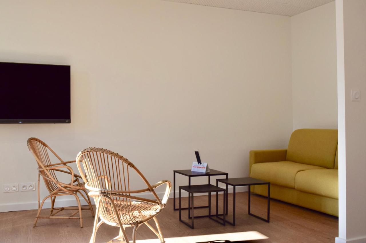Hotel Et Appartements Les Platanes Thueyts Zewnętrze zdjęcie