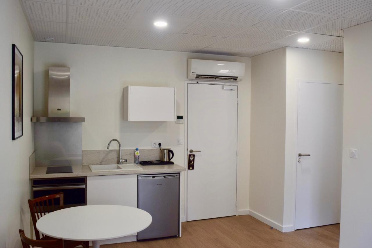 Hotel Et Appartements Les Platanes Thueyts Zewnętrze zdjęcie
