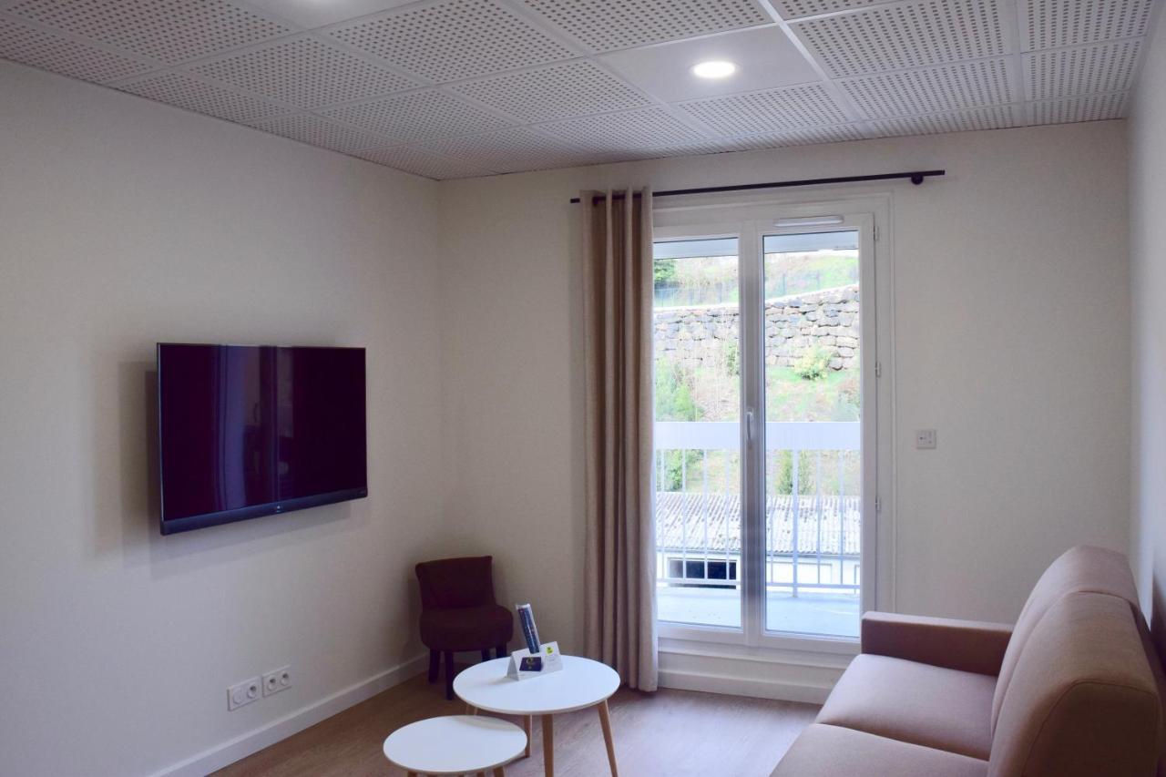 Hotel Et Appartements Les Platanes Thueyts Zewnętrze zdjęcie