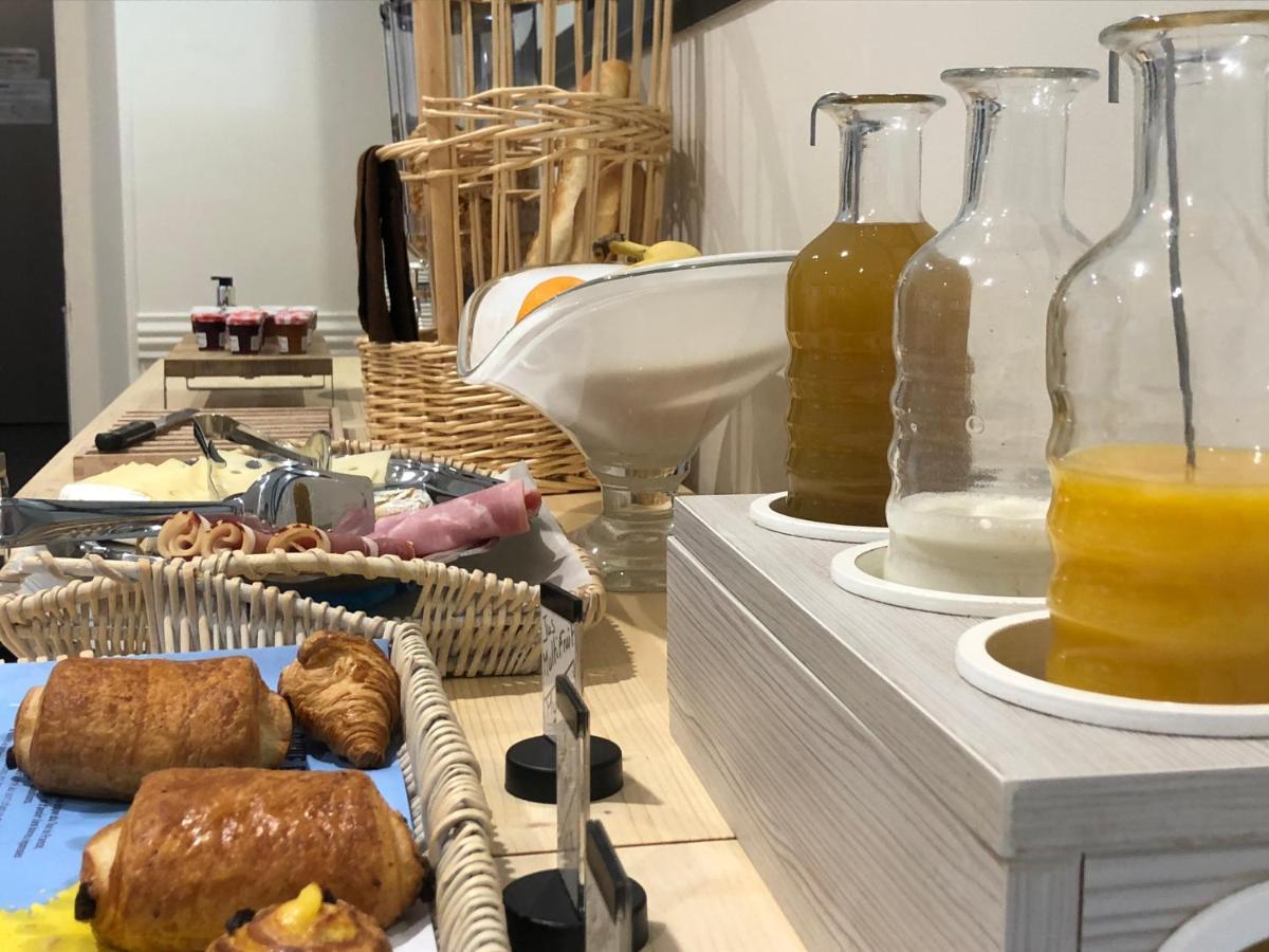 Hotel Et Appartements Les Platanes Thueyts Zewnętrze zdjęcie