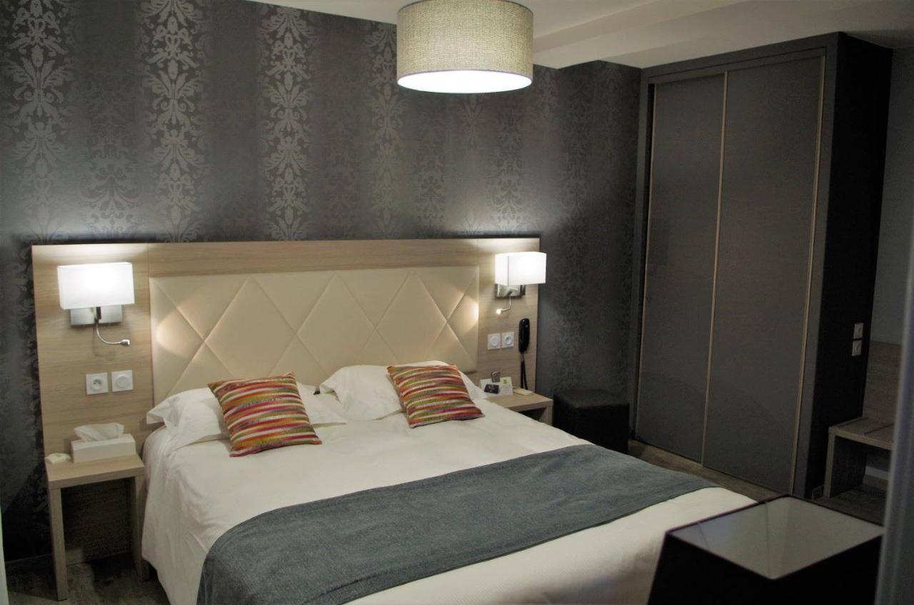 Hotel Et Appartements Les Platanes Thueyts Zewnętrze zdjęcie