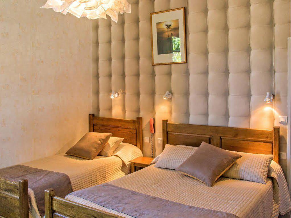Hotel Et Appartements Les Platanes Thueyts Zewnętrze zdjęcie